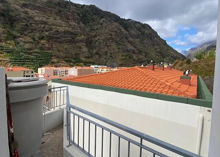 Appartamento Lovely Newly Refurbished, 1 Bedroom Floor With Sea Views, Fast Wi-fi Cable Tv And Netflix