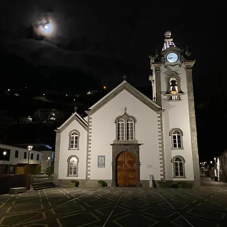 Lovely Newly Refurbished, 1 Bedroom Floor With Sea Views, Fast Wi-fi Cable Tv And Netflix Ribeira Brava