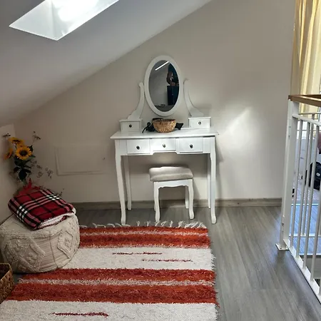 Lovely Newly Refurbished, 1 Bedroom Floor With Sea Views, Fast Wi-fi Cable Tv And Netflix Apartman Ribeira Brava